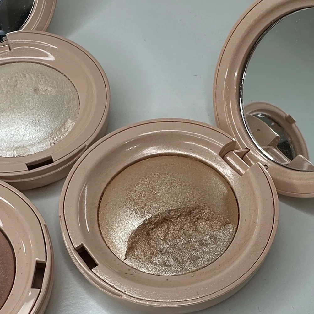 Rare Beauty Highlighter Trio - Picture 8 of 10